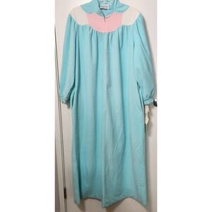 Vtg Vanity Fair Fleece House Coat Robe S Half Zip Long Sleeves Pastel Green‎ NWT